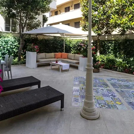 Prestigioso Alloggio In Dimora Storica Nel Centro Della Citta Bed & Breakfast Pescara