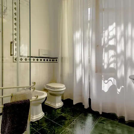 Prestigioso alloggio in dimora storica nel centro della citta Bed & Breakfast *