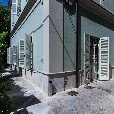 Bed & Breakfast Prestigioso alloggio in dimora storica nel centro della citta